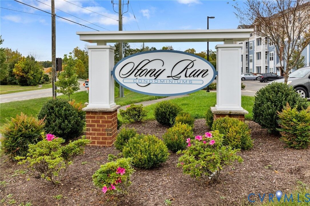 Property Photo: 10520 Stony Bluff Drive 101 VA 23005