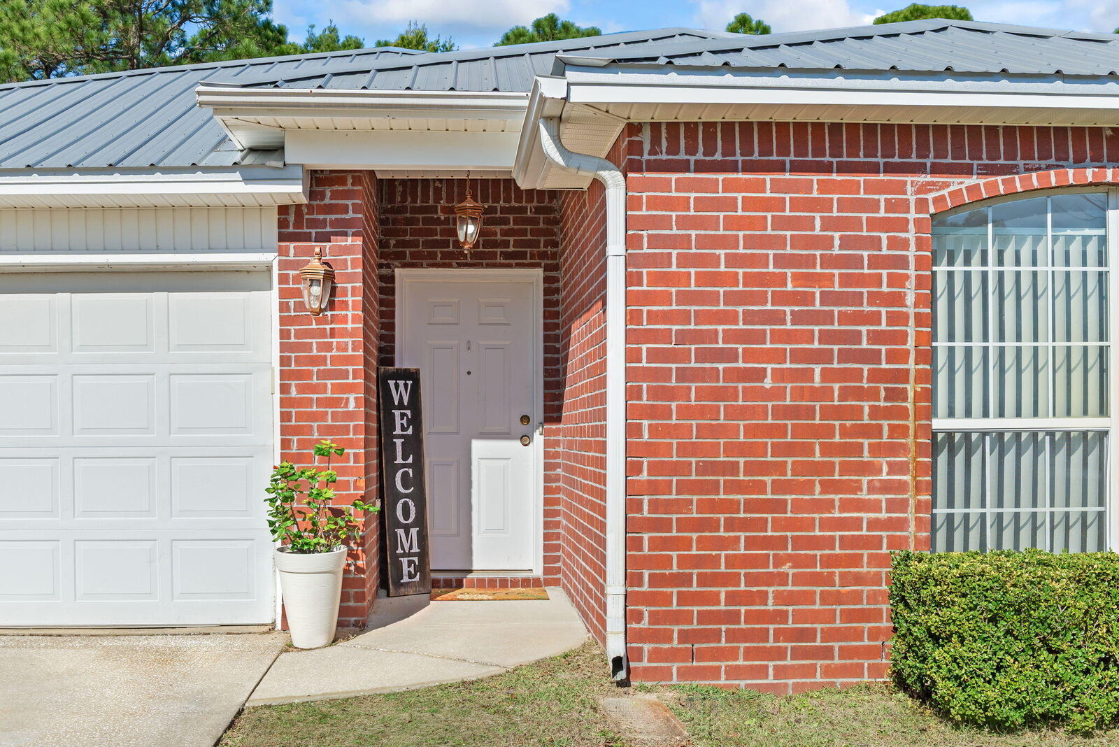 Property Photo:  6359 Heronwalk Drive  FL 32563 