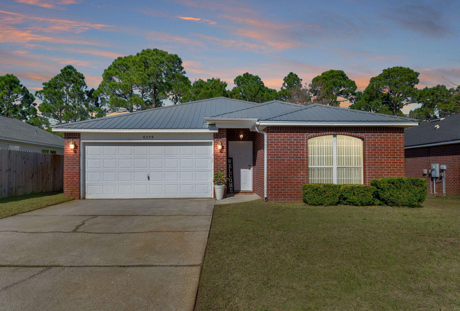 Property Photo: 6359 Heronwalk Drive FL 32563