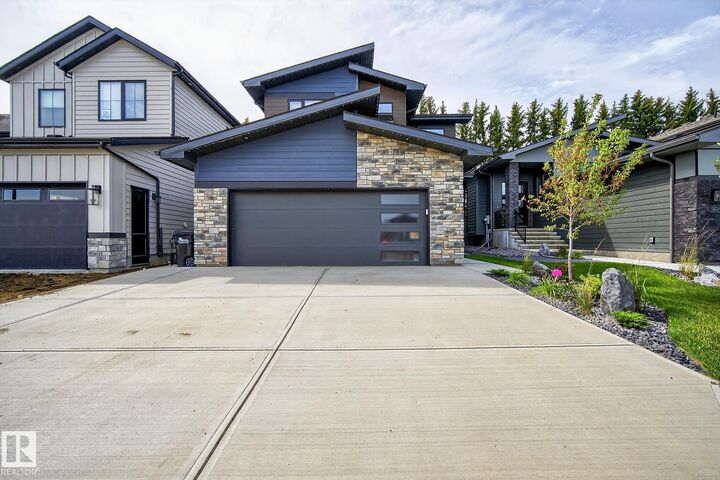 Property Photo: 57 Newbury Ci AB T8B 0C4