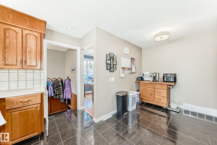 Property Photo:  43 Groveland Road  AB T8A 3G7 