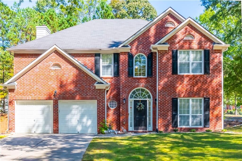 Property Photo: 640 Fitzgerald Place GA 30349