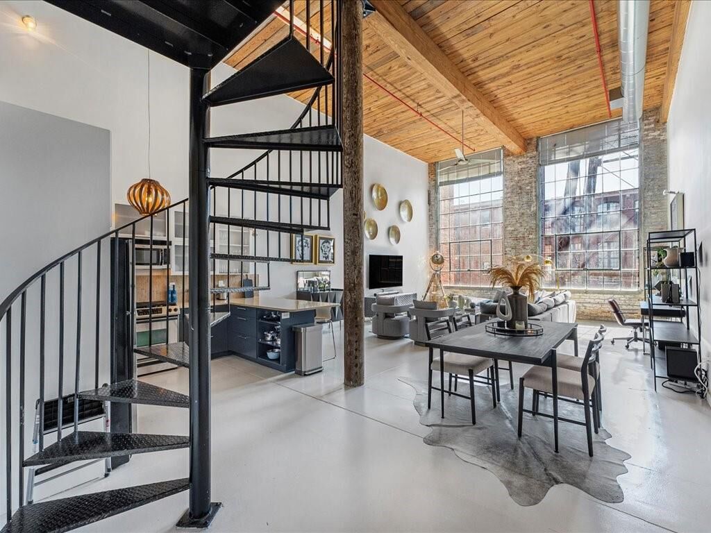 Property Photo: 170 Boulevard SE E312 GA 30312