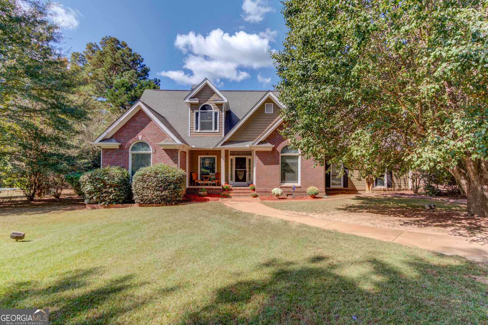 Property Photo: 45 Carolyn Court GA 30025