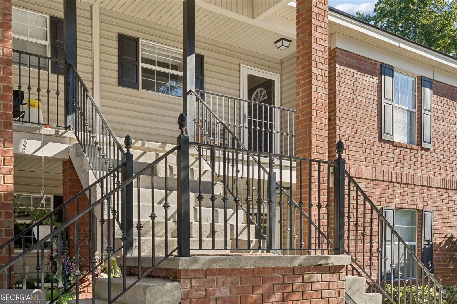 Property Photo:  211 Edgewater Road Apt 49  GA 31406 