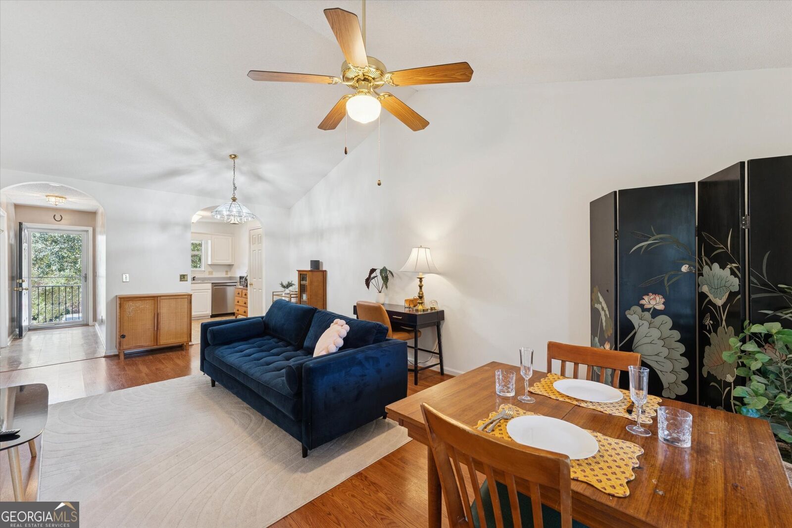 Property Photo:  211 Edgewater Road Apt 49  GA 31406 