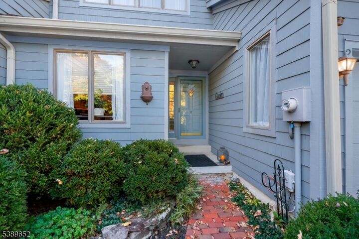 Property Photo: 2 Waterford Ct NJ 08530