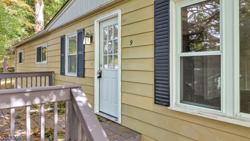 Property Photo:  9 Greenwich Dr  NJ 08829 