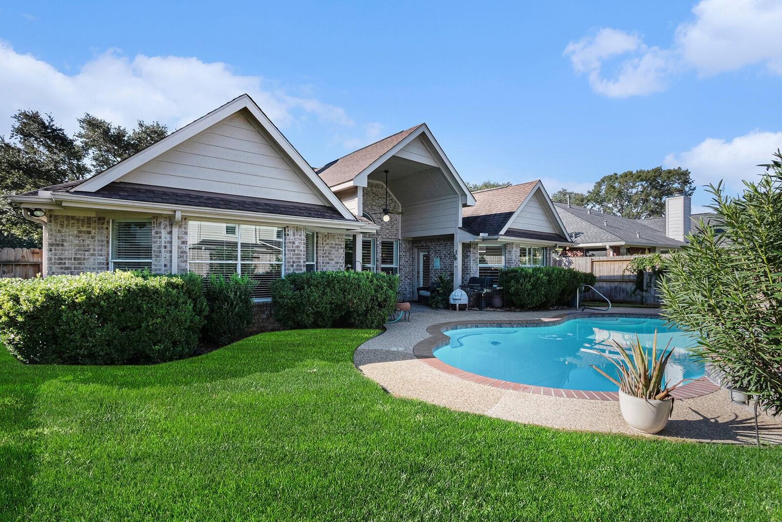 Property Photo:  23306 S Warmstone Way  TX 77494 