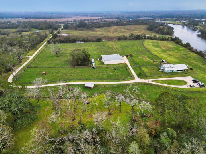 Property Photo: 3559 Fm 521 Road TX 77422