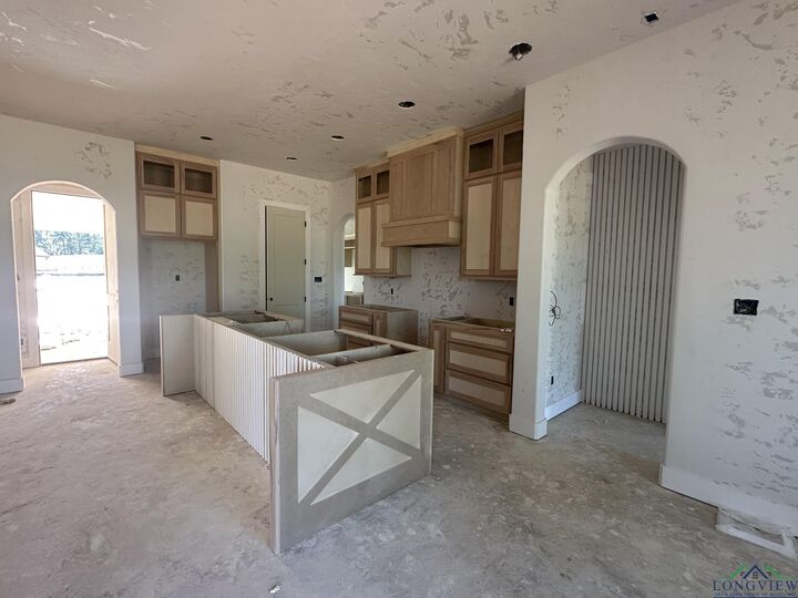 Property Photo: 322 Saddle Brook Drive TX 75650