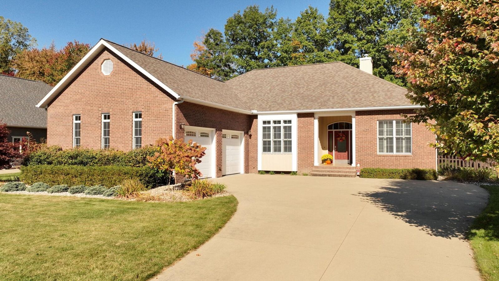 Property Photo: 407 Broadhead MI 48642