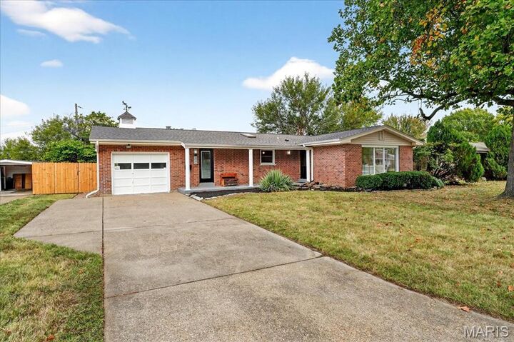 Property Photo: 417 Concordia Lane MO 63301