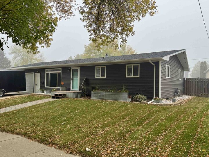 1100 SW 18th Ave  Minot ND 58701 photo