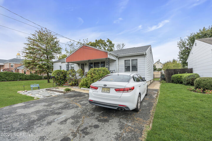 Property Photo:  537 Park Avenue  NJ 07728 