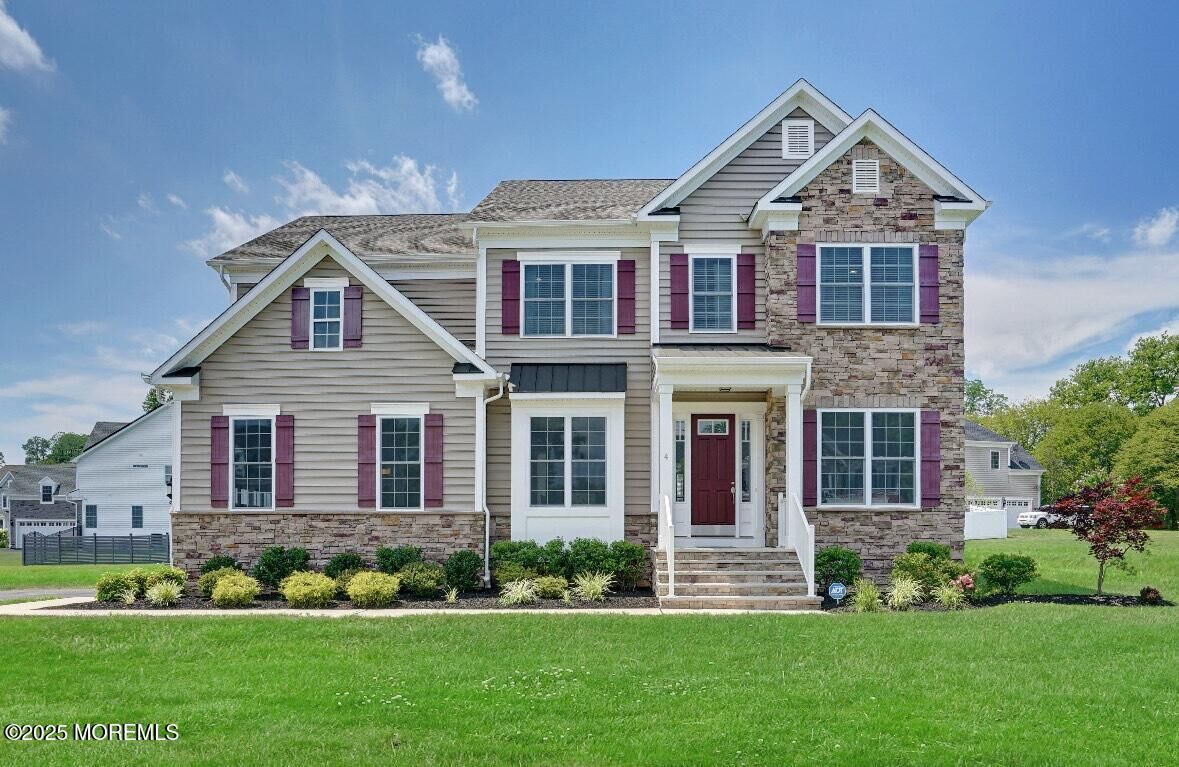 Property Photo:  4 Runyon Road  NJ 07748 