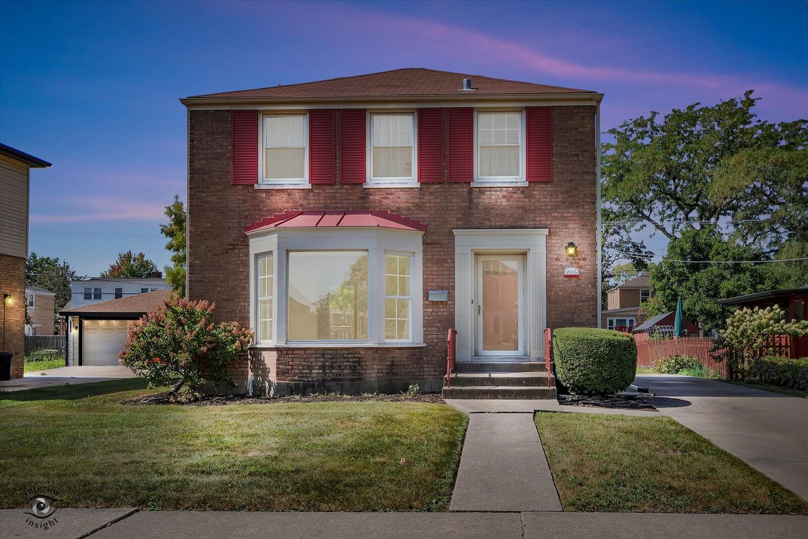 Property Photo:  1816 Manchester Avenue  IL 60154 