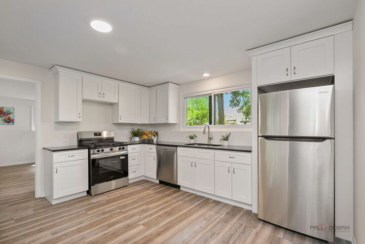 Property Photo: 35663 N Helendale Road IL 60041