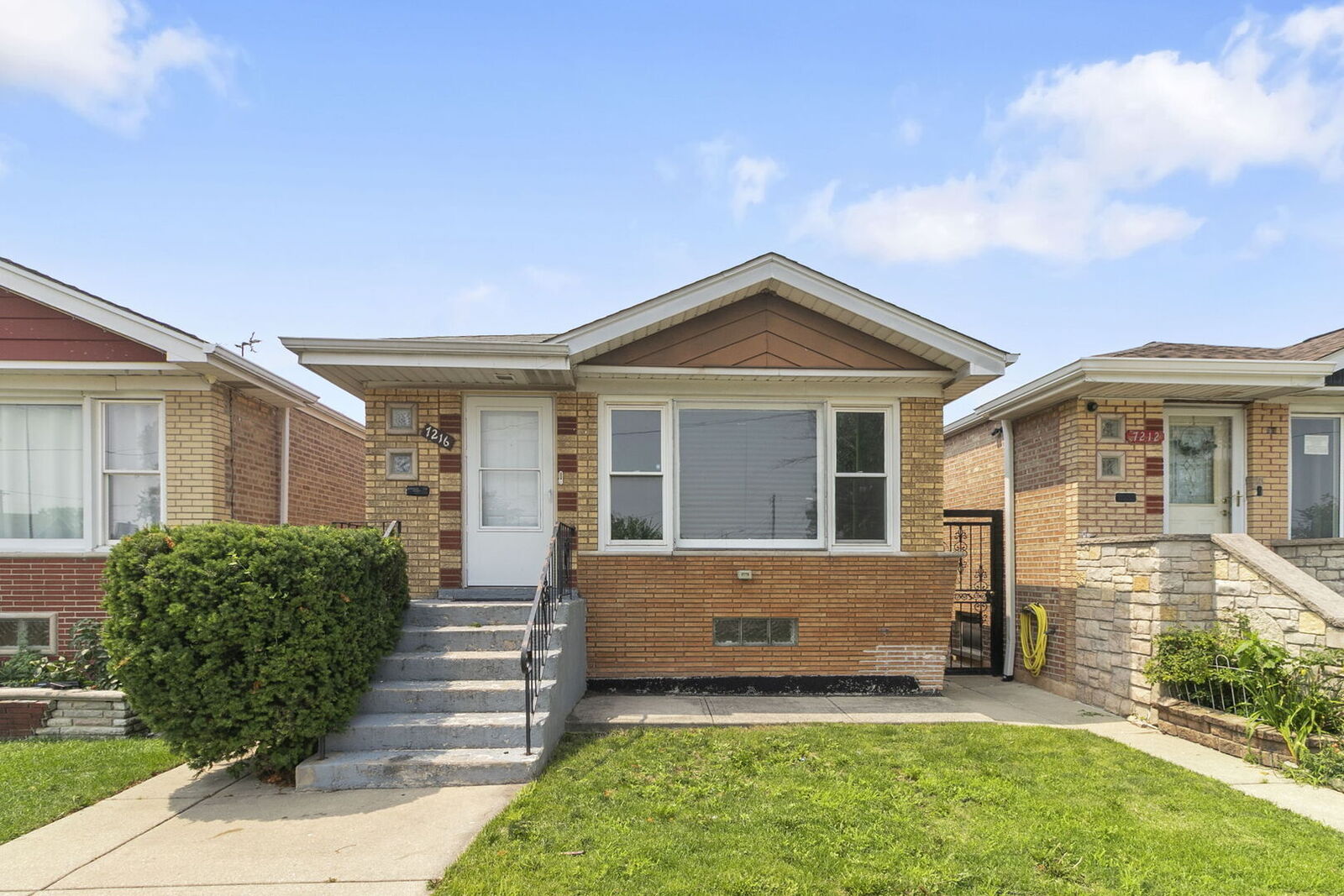 Property Photo: 7216 S Central Park Avenue IL 60629