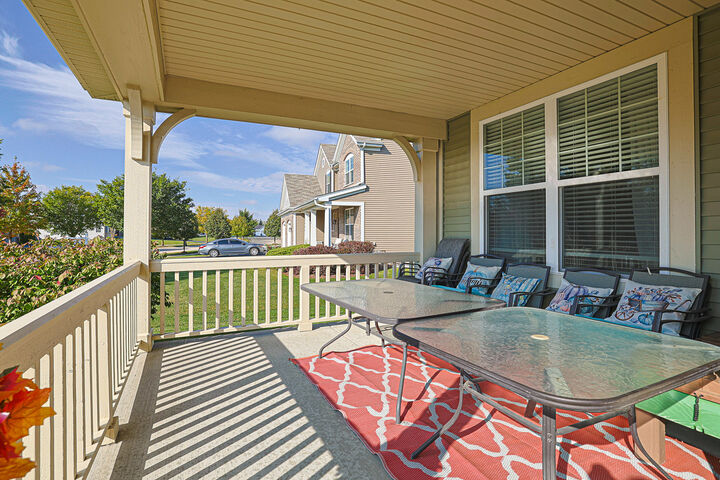 Property Photo:  12464 Carver Lane  IL 60142 