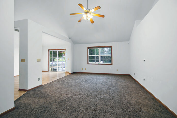 Property Photo:  374 S McGuire Drive  IL 60950