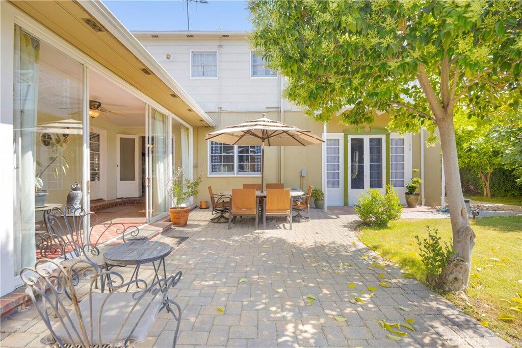 Property Photo:  929 E Marshall  CA 90807 