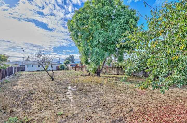 Property Photo:  17 Williams Road  CA 93905 