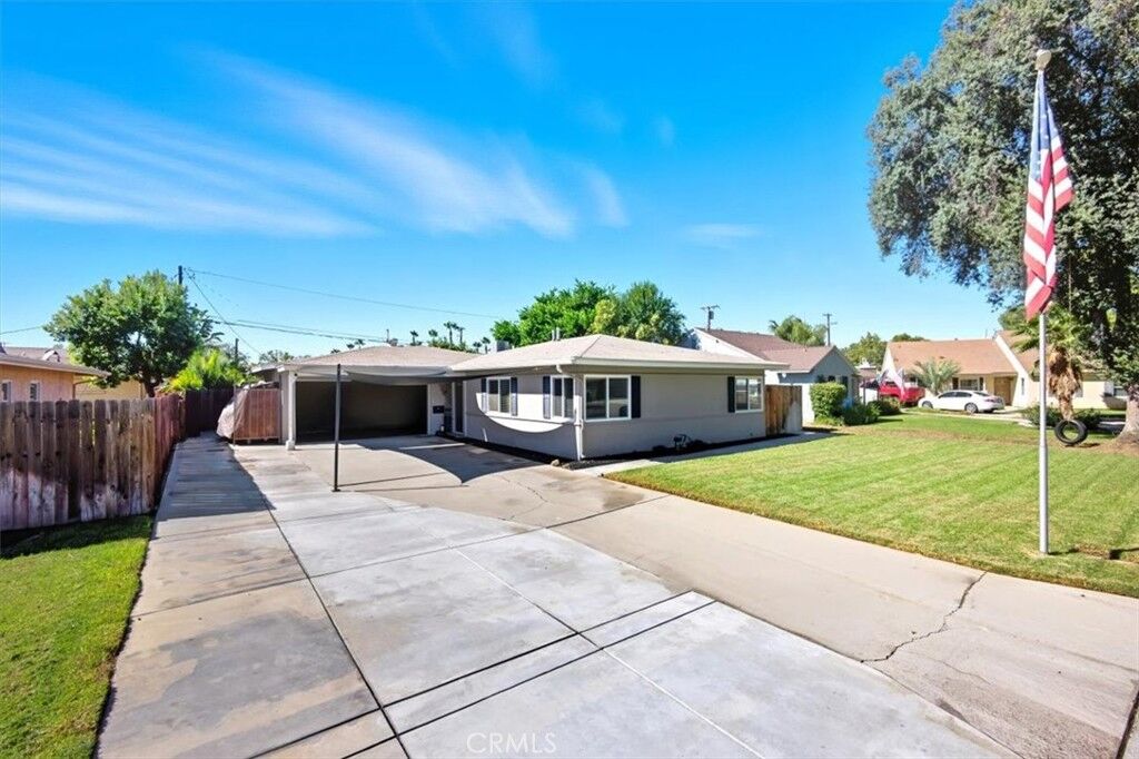 Property Photo: 3495 Mono Drive CA 92506