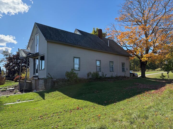 Property Photo:  360 Cushing Road  ME 04864 