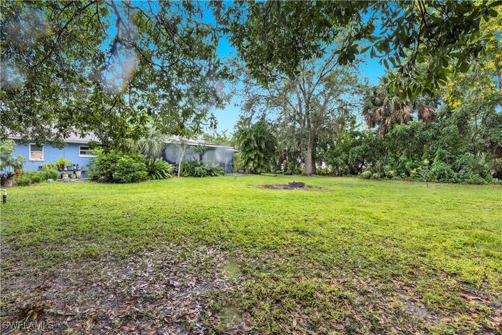 Property Photo: 25356 Pinson Drive FL 34135