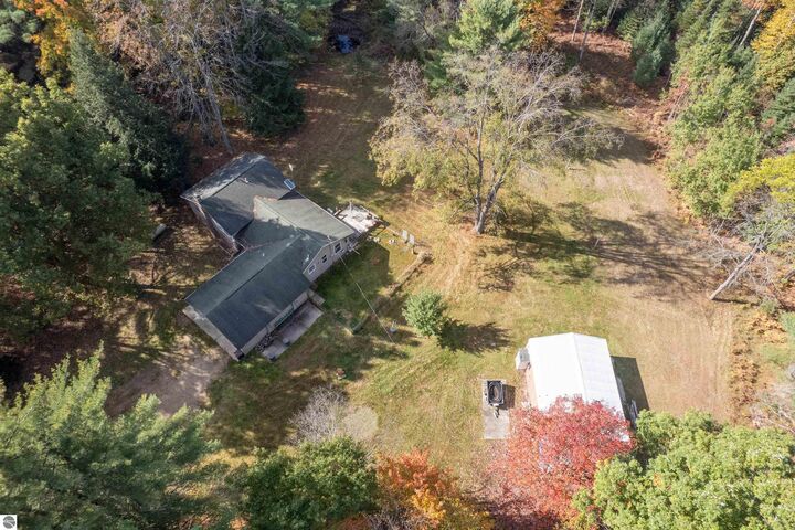 Property Photo:  6166 Keffer Road  MI 49649