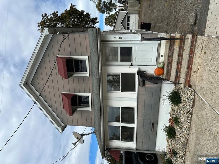 Property Photo:  14 Railroad Avenue  NJ 07465 