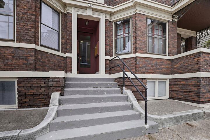 Property Photo: 128 E 5th Street KY 41011