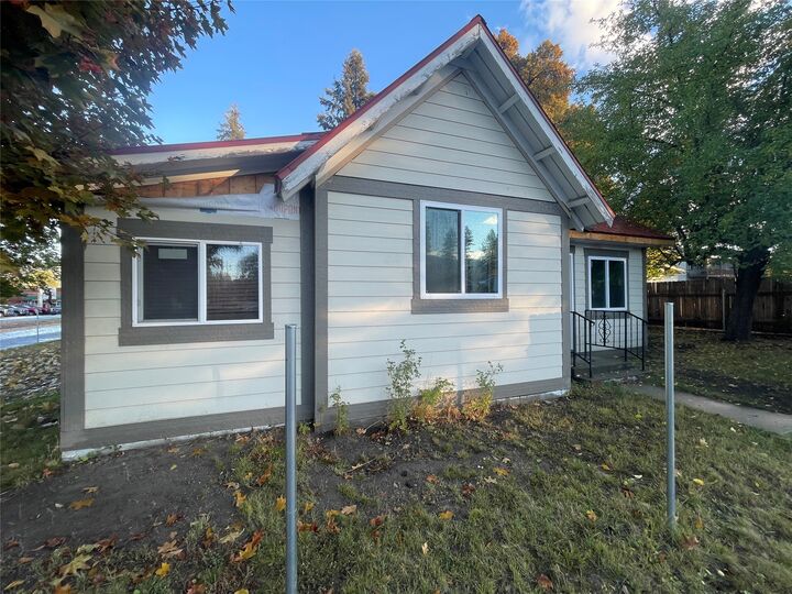 Property Photo:  703 California Avenue  MT 59923 
