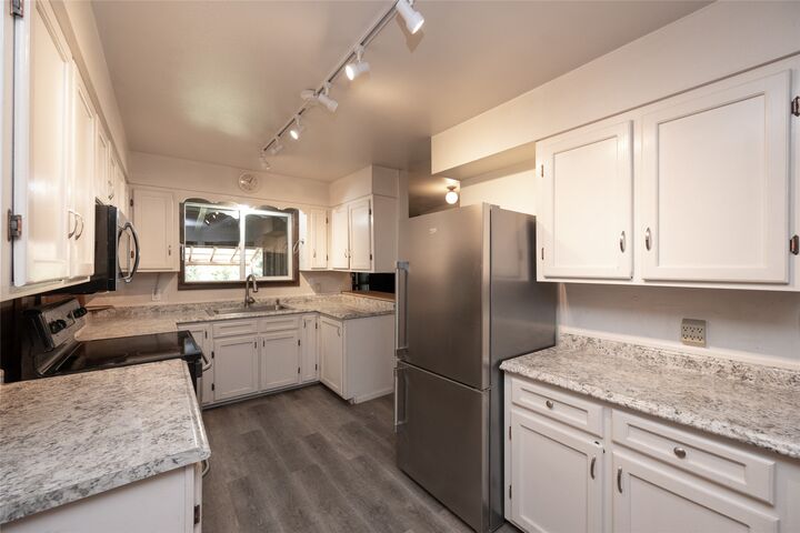 Property Photo: 32686 Snyder Hill Lane MT 59864