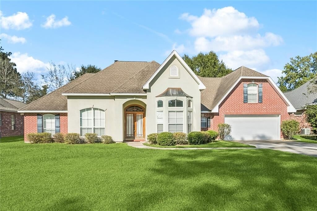 Property Photo: 1551 Elderberry Loop LA 70448
