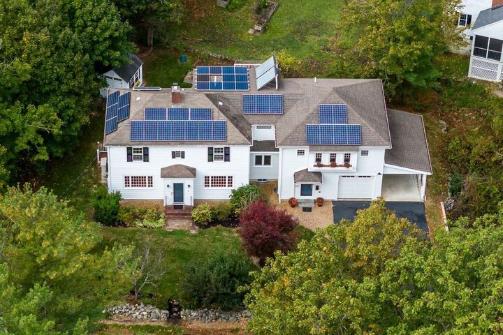 Property Photo: 12 Thompson Lane NH 03824