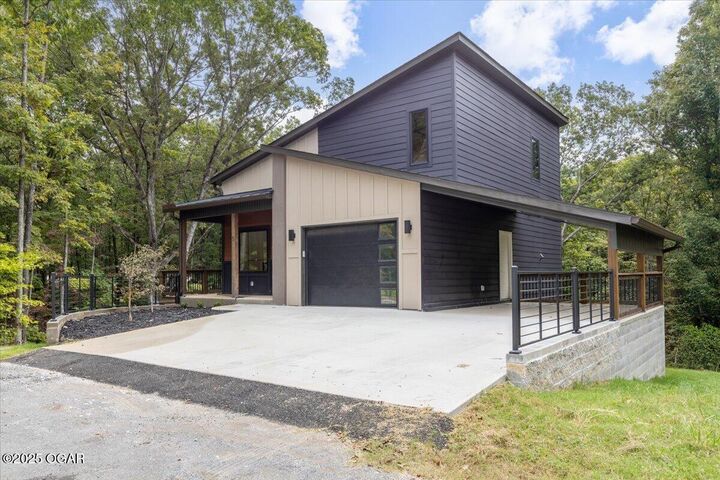 Property Photo: 5 Hart Lane AR 72714