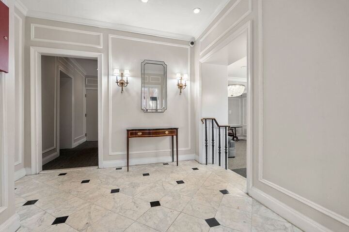Property Photo: 362 Commonwealth Ave. 6D MA 02115