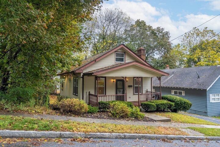 Property Photo: 28 Alsada Dr MA 01603