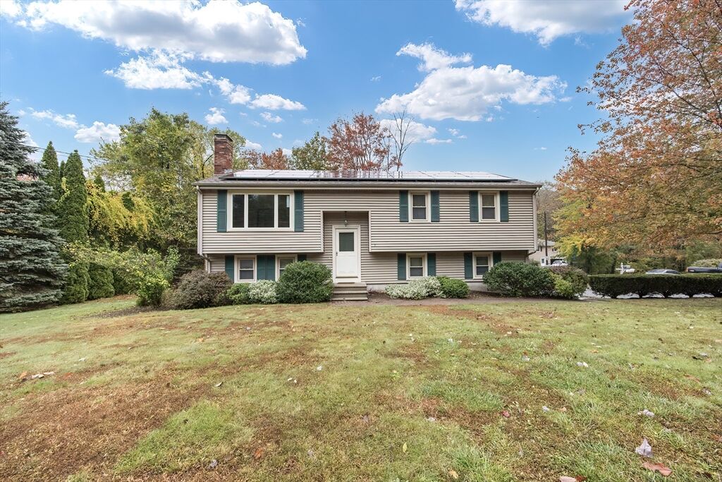 Property Photo: 37 Sutton Rd MA 01527