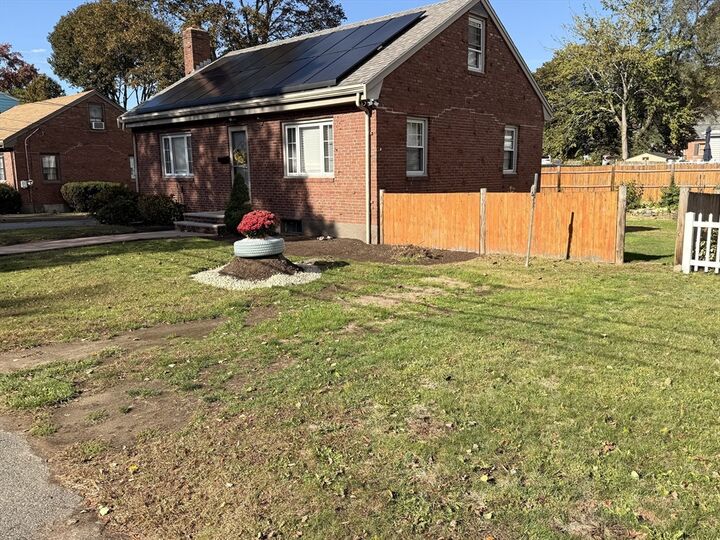 Property Photo:  68 Sutcliffe Rd  MA 01904 