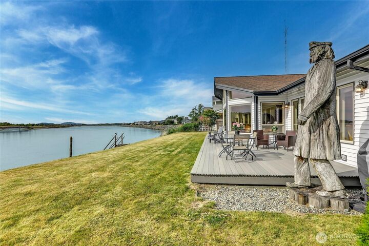 14938  Channel Lane  La Conner WA 98257 photo