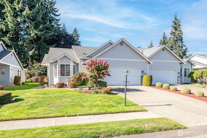 Property Photo: 11318 88th Avenue E WA 98373