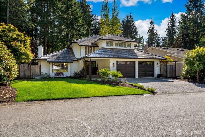 Property Photo: 2526 143rd Place SE WA 98012