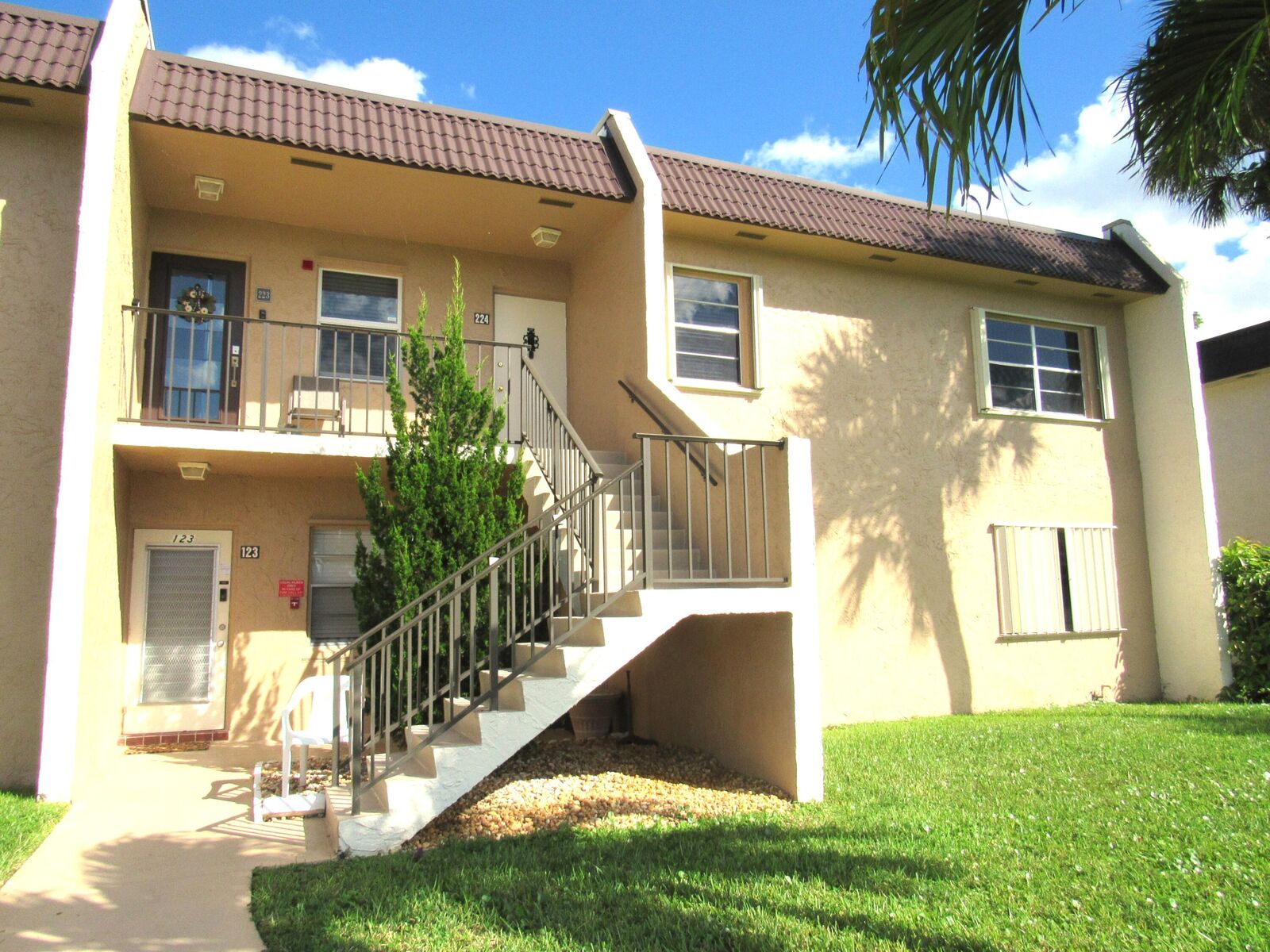 Property Photo:  120 Lake Meryl Drive 224  FL 33411 
