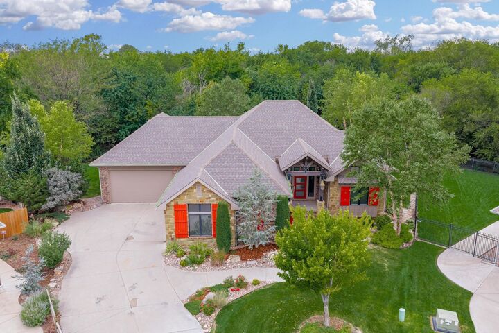 Property Photo: 1517 N Obsidian Ct KS 67235