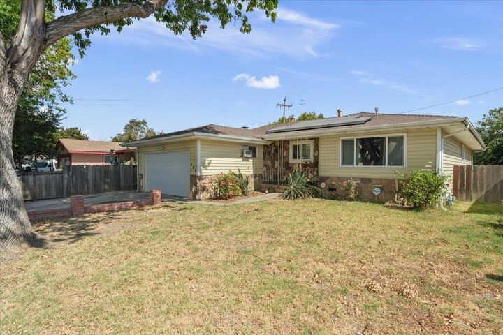 Property Photo: 386 Heath Street CA 95035
