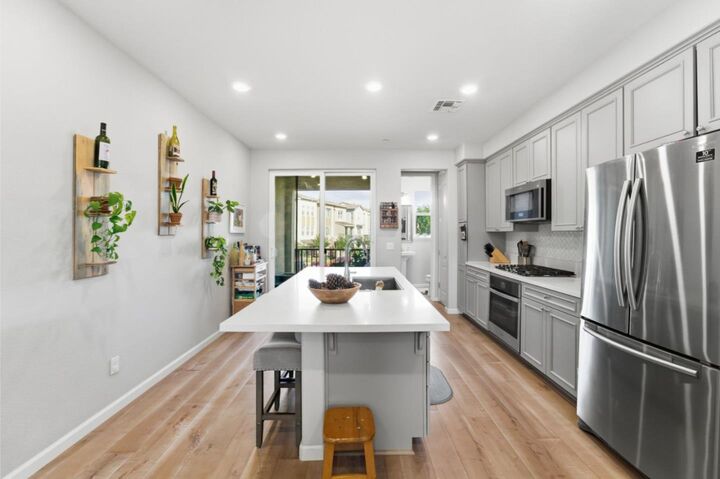 1206 California Circle  Milpitas CA 95035 photo