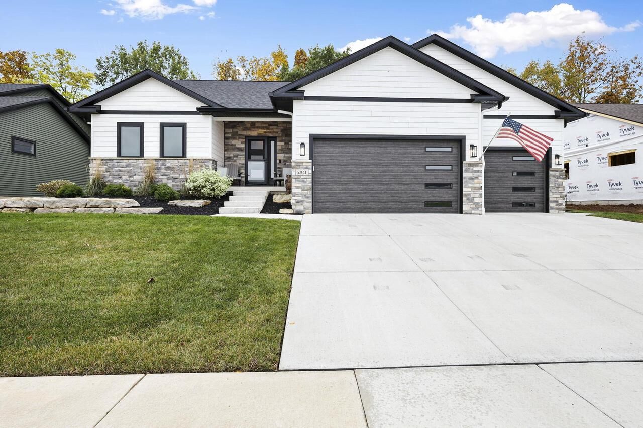 Property Photo: 2941 Wild Goose Way WI 53589